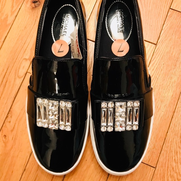 Size 7 Michael kors. Brand new - Picture 2 of 3